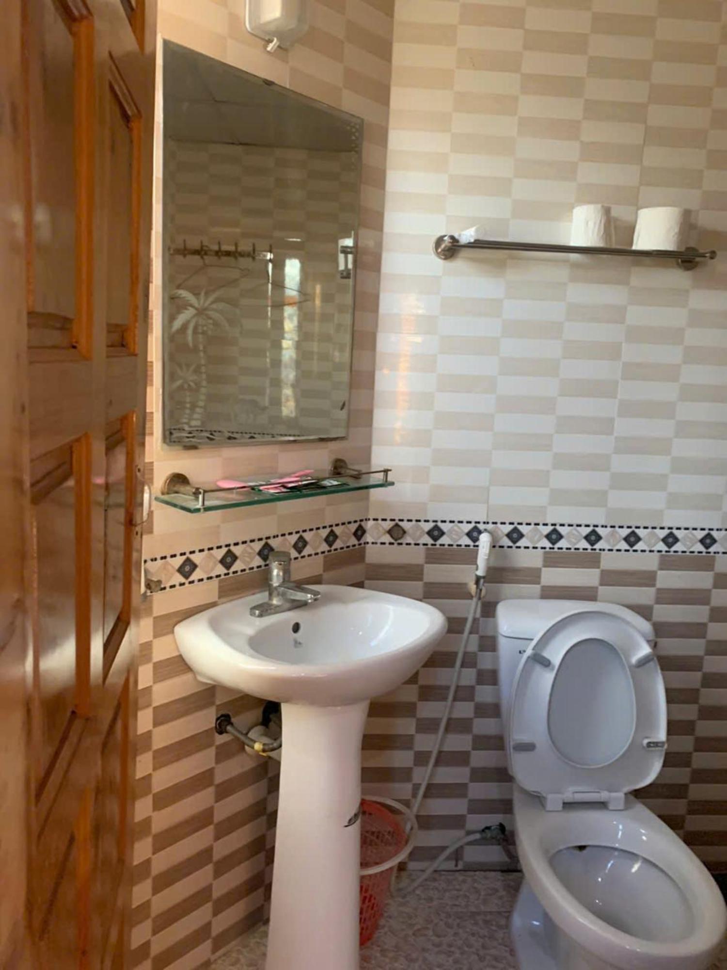 Ho Nui Dinh Hotel Ninh Binh Eksteriør billede